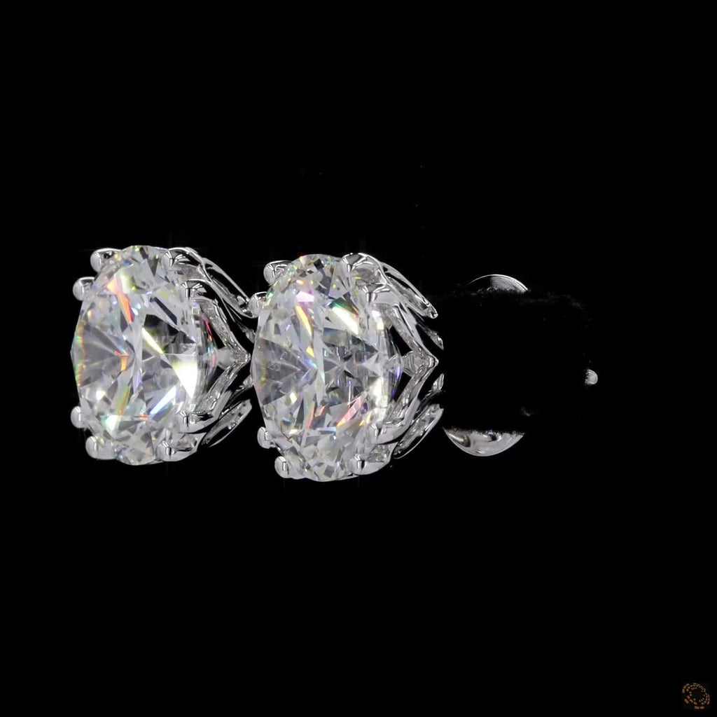 White Gold Round Diamond Stud Earrings