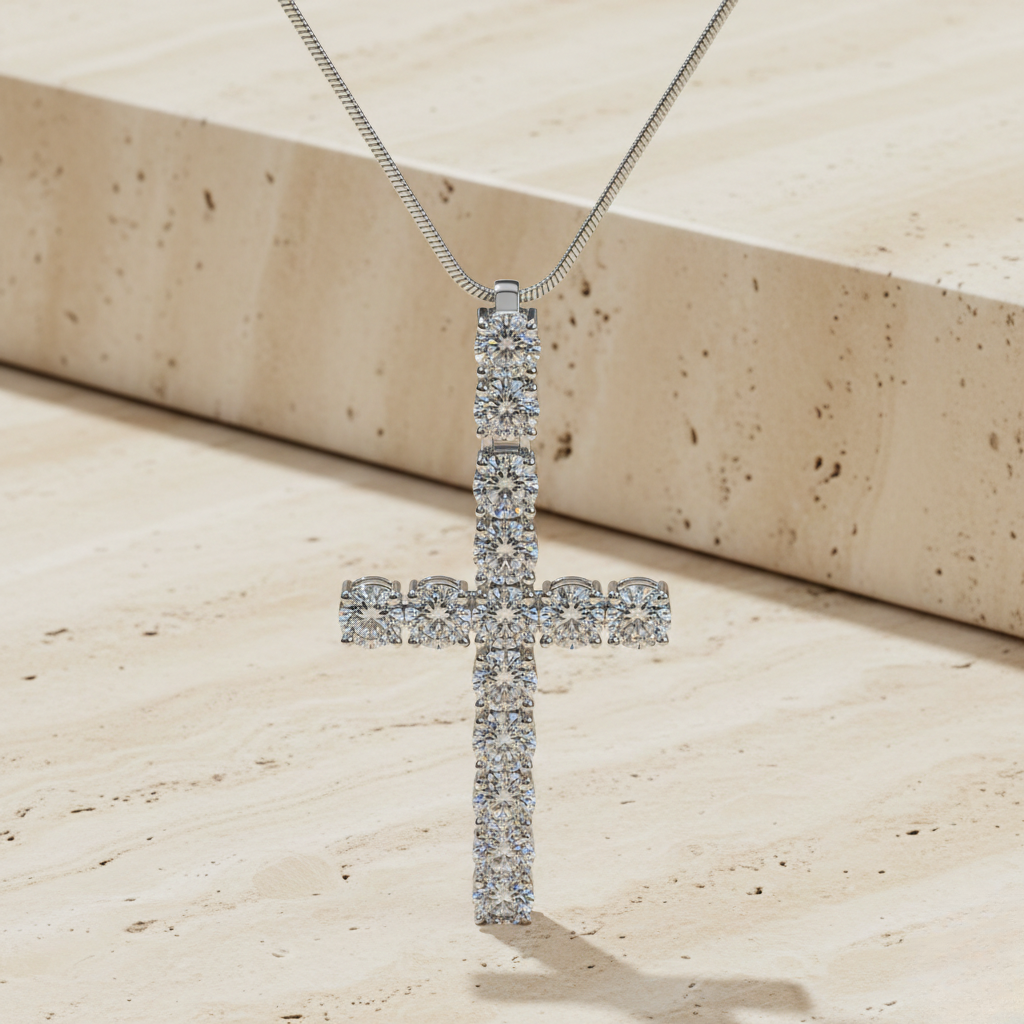 White Gold Round Diamond Pendant